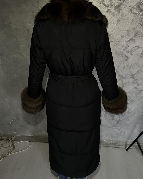 geaca lunga cu blana  naturala