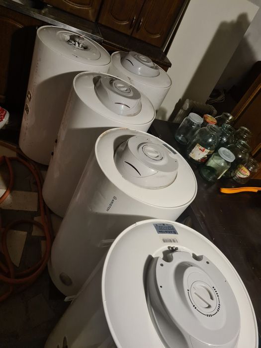 Продам аристон 95л