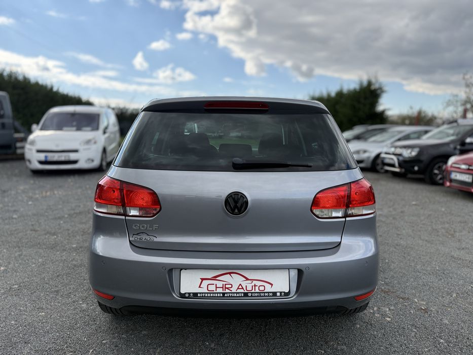 Volkswagen Golf 6 TEAM 1.2 TSI 86cp Euro5, Navigatie, Scaune incalzite