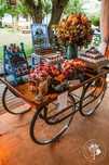 Masa festiva tip bar pentru ornamente si grădinărit cu roti bicicleta