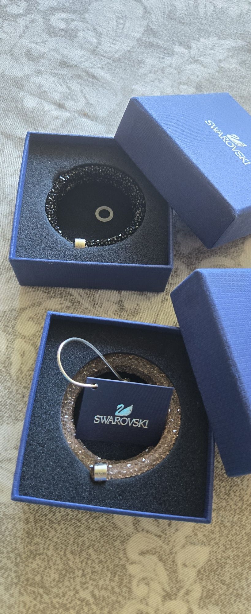 Гривни Swarovski