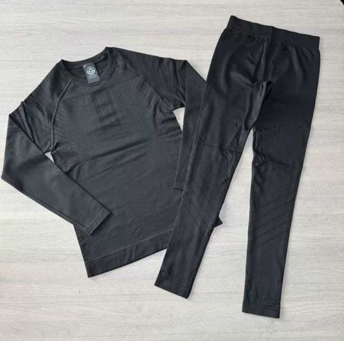 Crivit немецкое мужское технологичное спортивное зональное термобельё