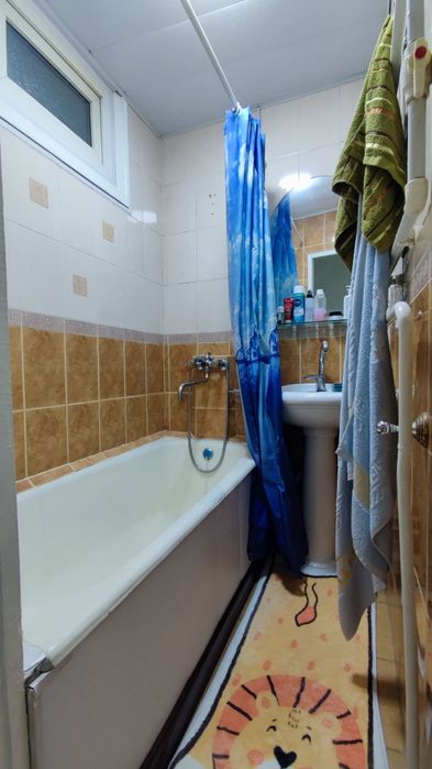 Продаётся квартира Чиланзар 13 квартал 3/4/4 кирпич