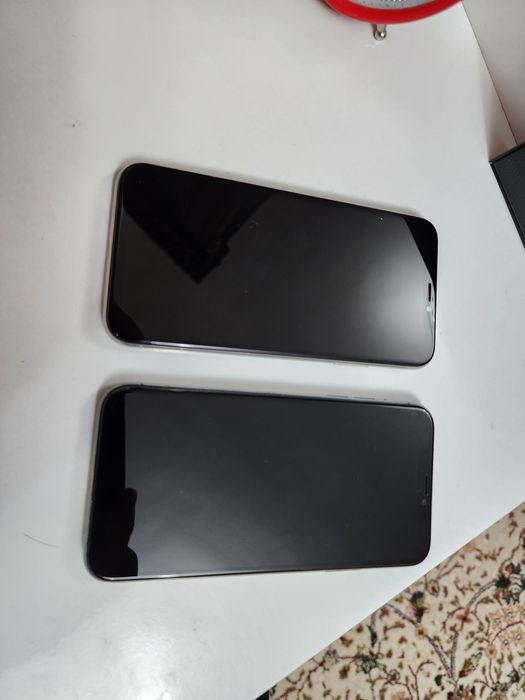 Iphone X LL/A Black 256GB Batareka 100% Holati rasmda Sredniy