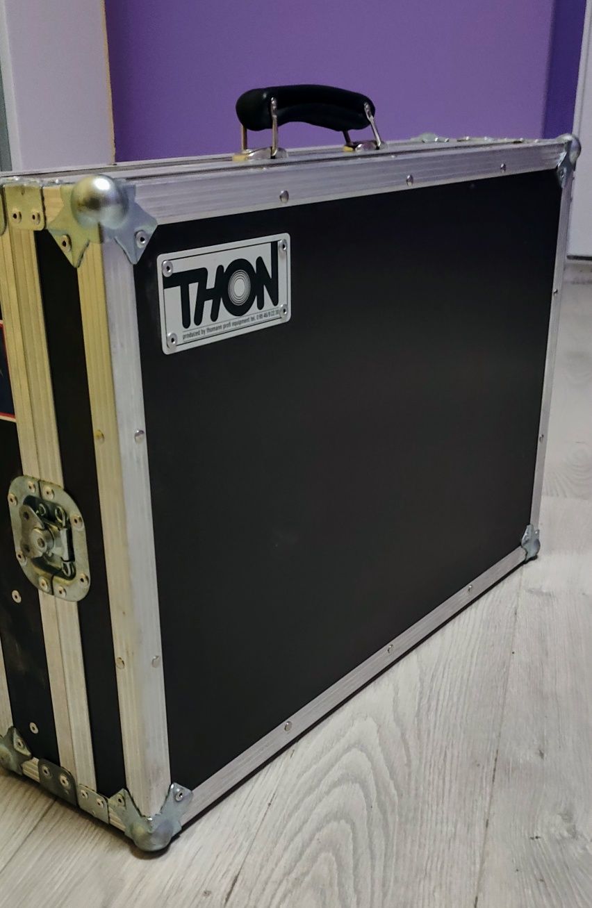 Traktor Kontrol S2 MK3 + куфар