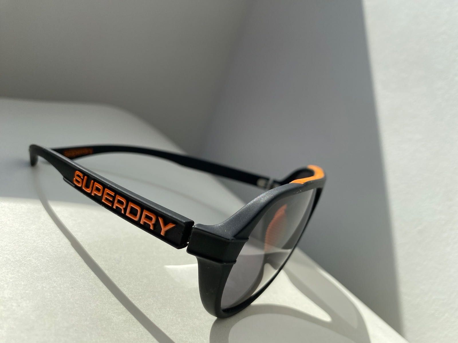 Слънчеви очила SuperDry
