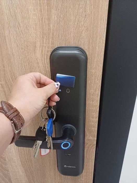 Продается 1 комнатная квартира В ЖК NRG ZAMON. 44м2 ор-р Рохат круг`