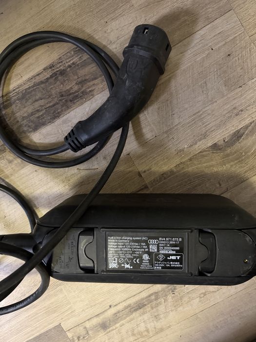 Зарядно за Audi e-tron 3,6kw електрически или плуг ин