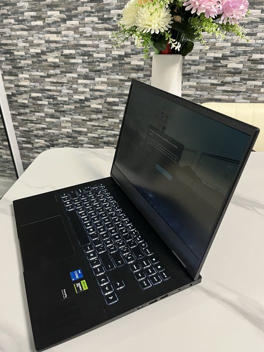 Vand Laptop Gaming Omen HP !