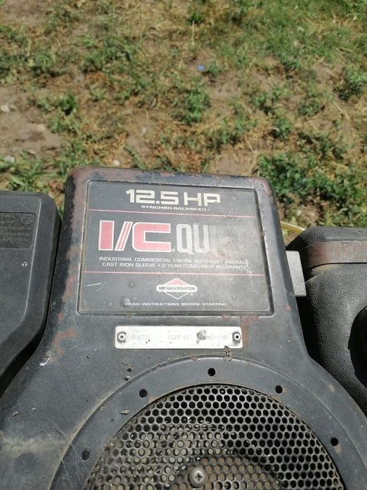 Mașină de tăiat iarba 12,5 cai