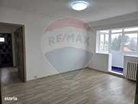 Apartament cu 3 camere de vânzare, strada Pictor Aman