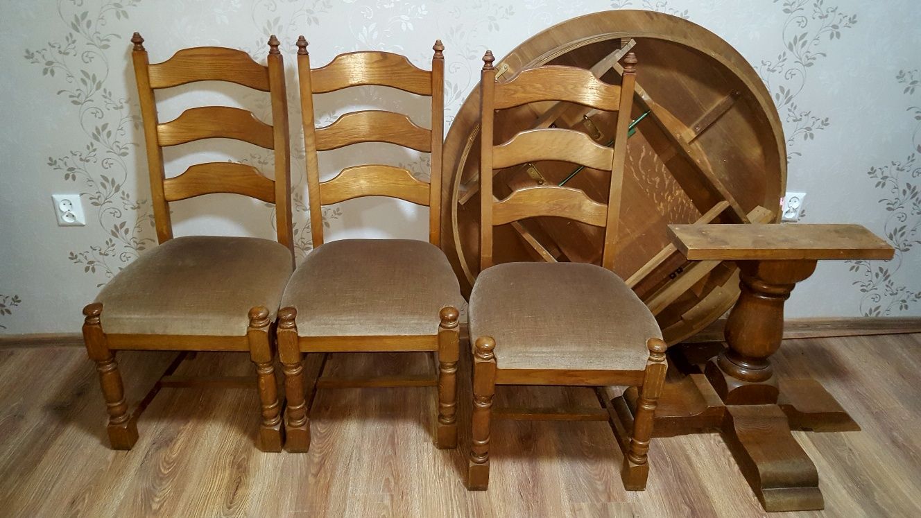 masa lemn masiv cu 3 scaune