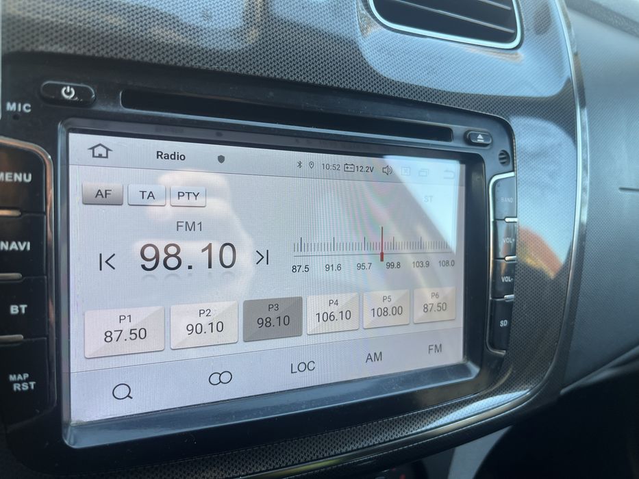 Navigatie Logan 2 2013-2019