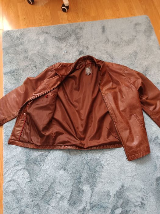 Geacă piele XL .