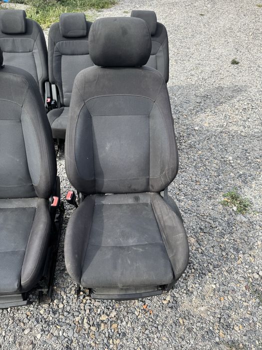 Продавам салон за ford s max