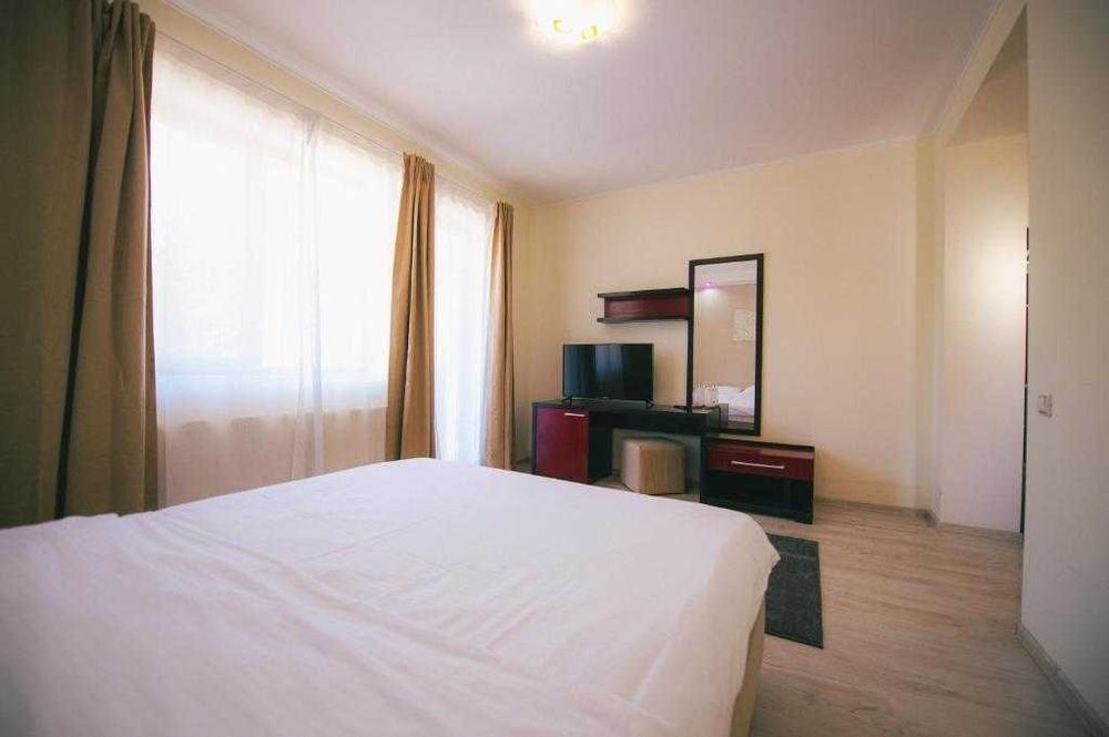 PENSIUNE in PREDEAL, cu 19 camere, restaurant, bar si 2 terase