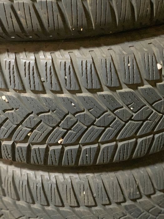 Anvelope Iarna 205/55R16 cu Jante Tabla (Otel)