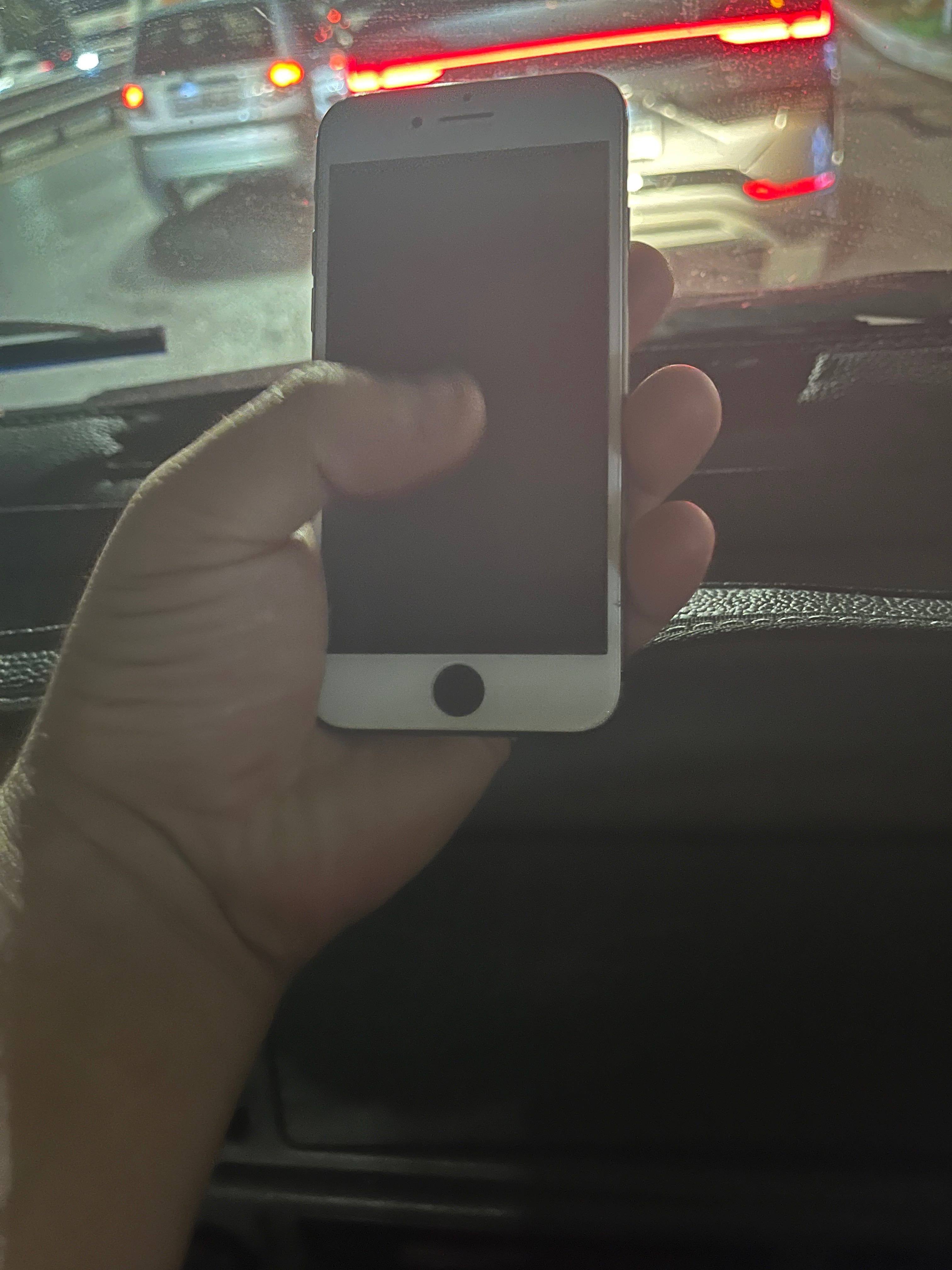 IPhone 8 рабочий