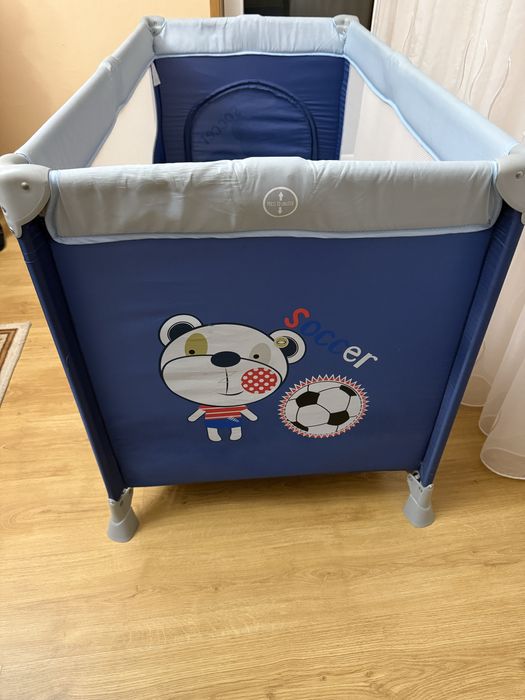 Бебешка кошара + матрак (може и по отделно)