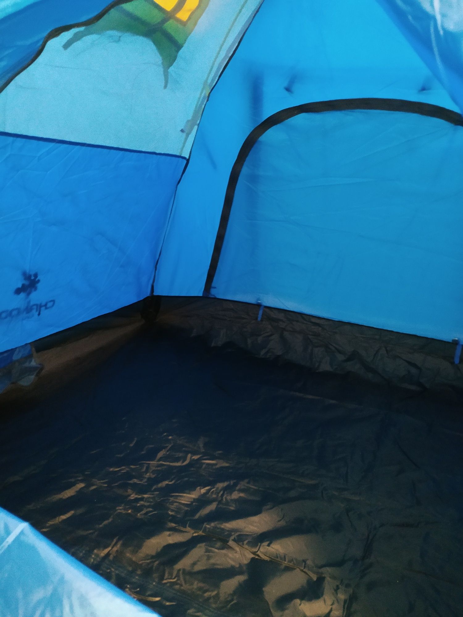 Палатка водостойкая, 3х местная, проклеены швы, алюм. дуги.