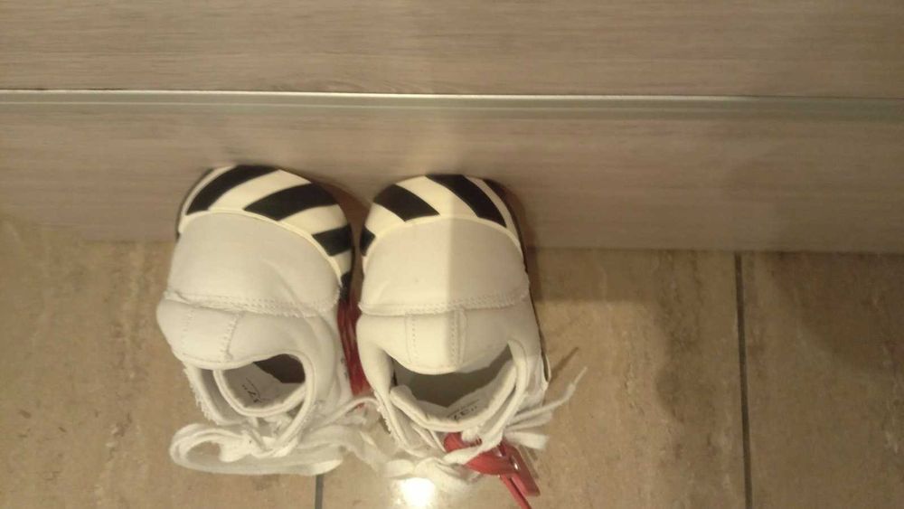 Off white Vulcanized
