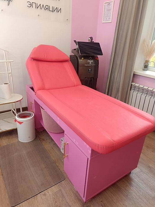 Кушетка со шкафчиками