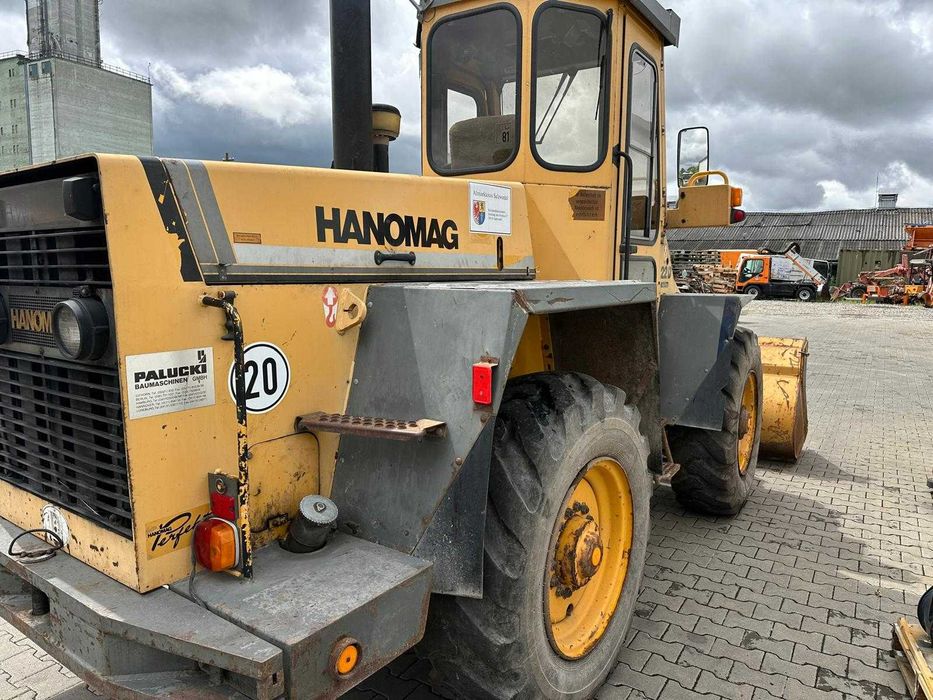 Incarcator Frontal pe roti Hanomag 22D