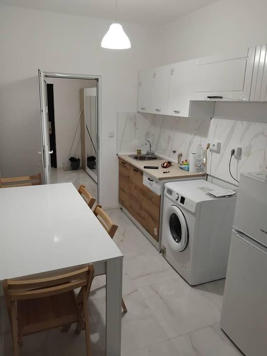 Дава се под наем Двустаен апартамент в Бургас, Братя Миладинови - 70 кв.м за 408 € - Снимка #2