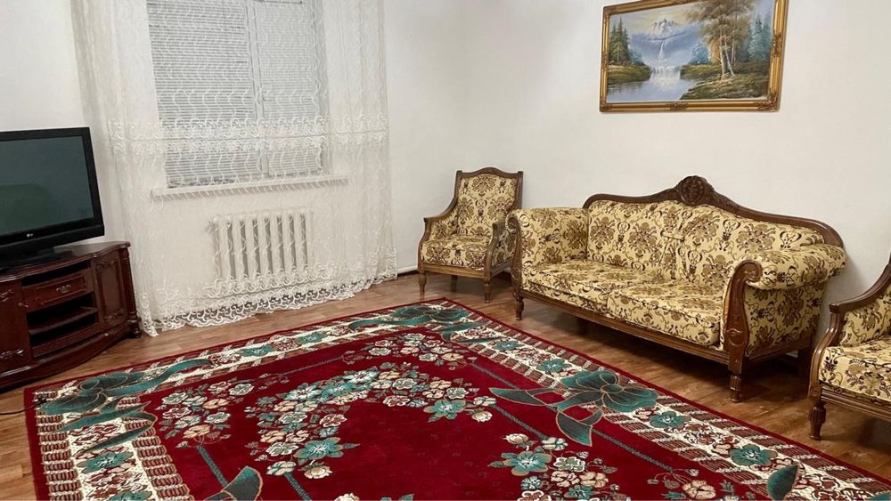 Сдается в аренду двухкомнатный дом во дворе