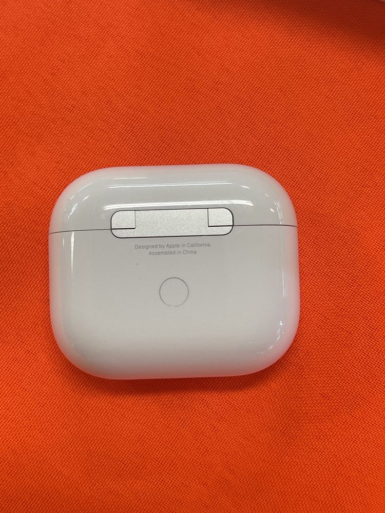 Кейс Airpods 3 оригинал