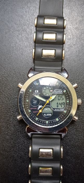 Vând ceas de mana barbatesc