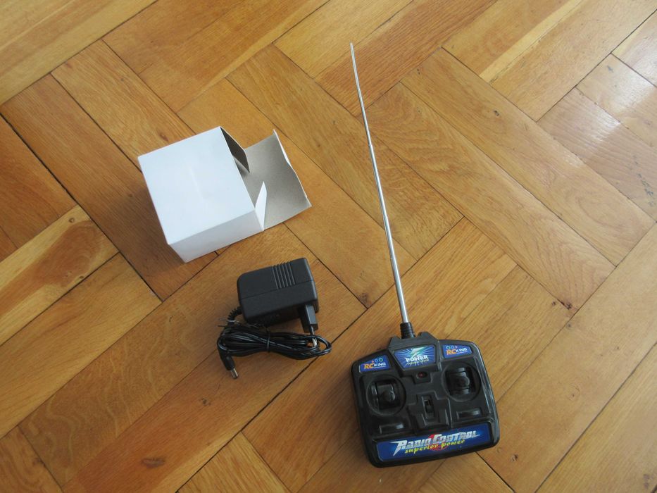 Mașină electrică pentru copii