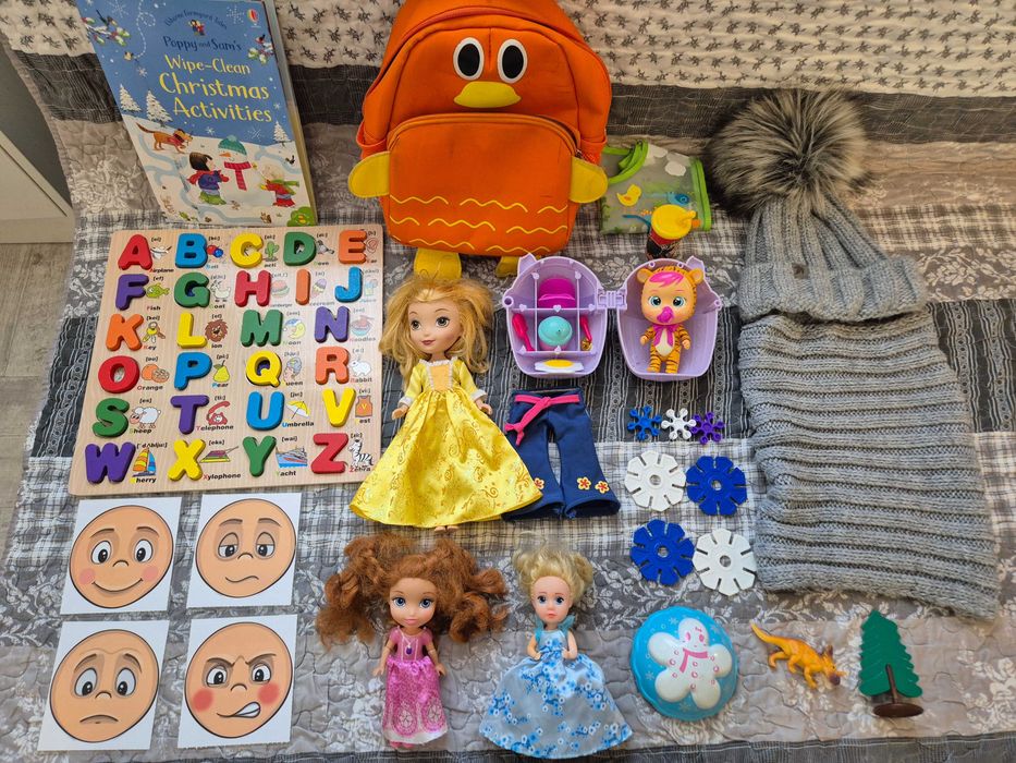 Lot jucarii fete, ghiozdan, carte Craciun Wipe & Clean Usborne