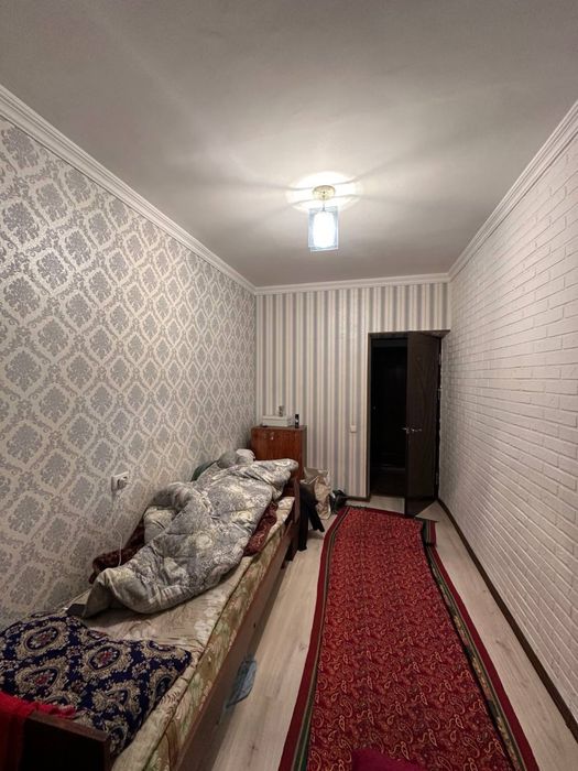 Мирабадский р-н Куйлюк массив 3 4/3/4 Билимдон маххаля 77серия кирпич