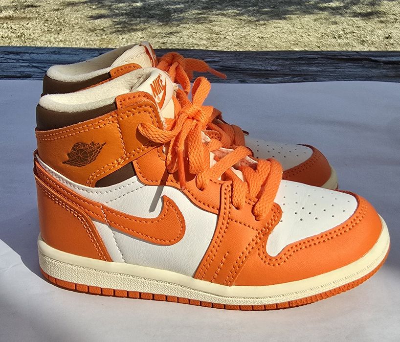Pantofi sport copii Nike Air Jordan 1, marimea 26