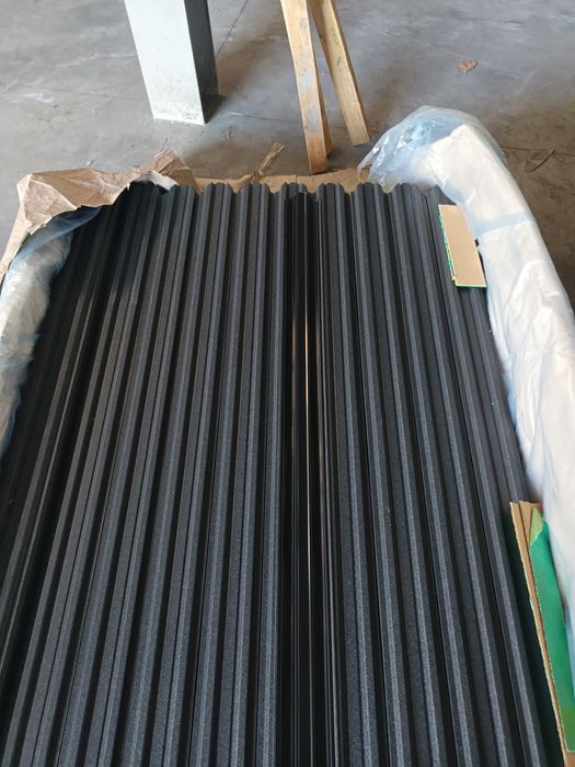 Vând șipcă metalică