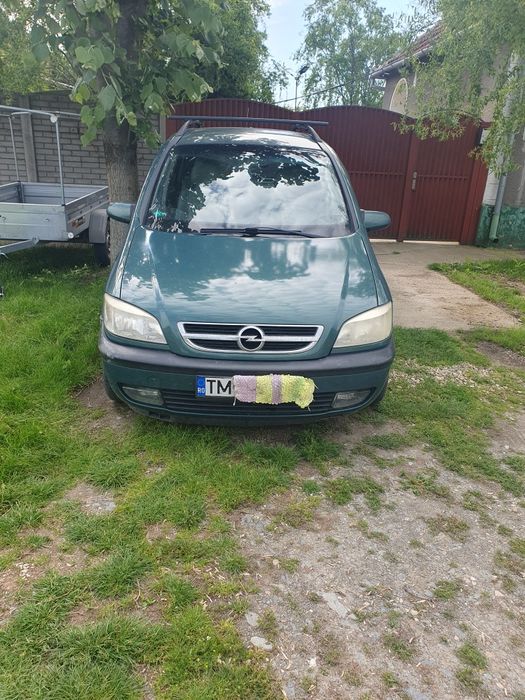 OFERTA!! 2 ZAFIRA la preț de 1!