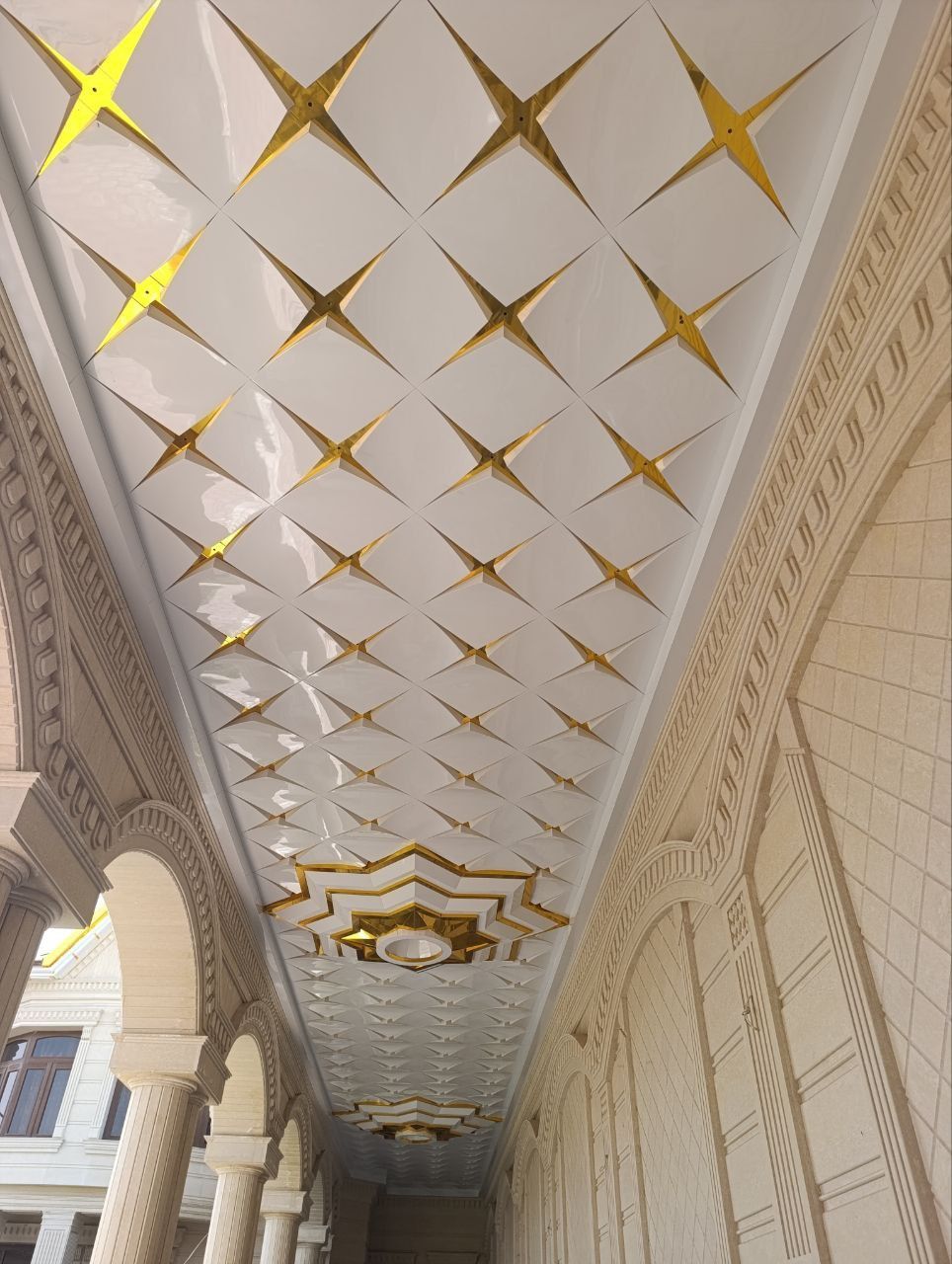 Alucobond_fasad xizmati alkafon alikafon алюкабонд