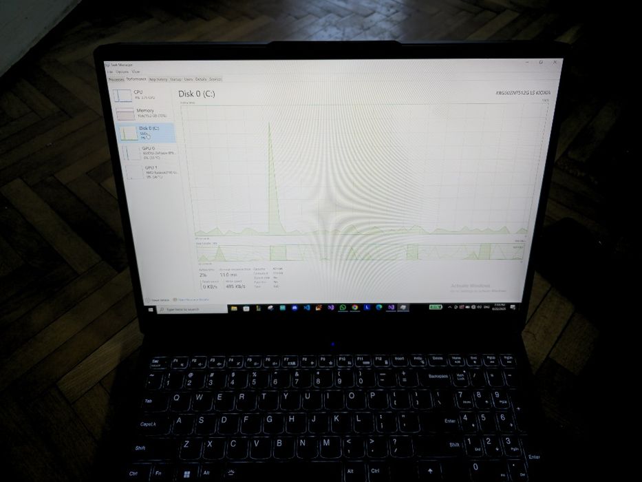 Lenovo Gaming 3 RTX 3050 Ryzen 5 6500H 16gb RAM DDR5