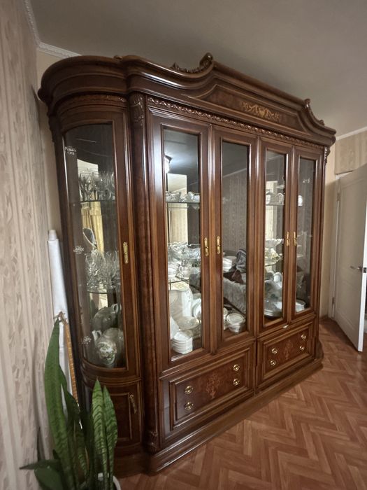 Стенка в гостинную