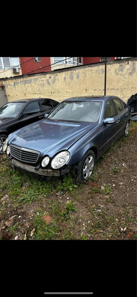 Dezmembrari Mercedes  e class w211