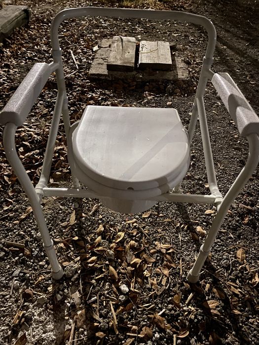 Переносной туалет для инвалидов