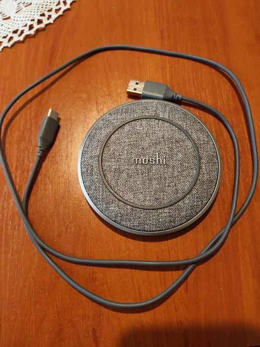 Безжично зарядно Moshi otto q 10W