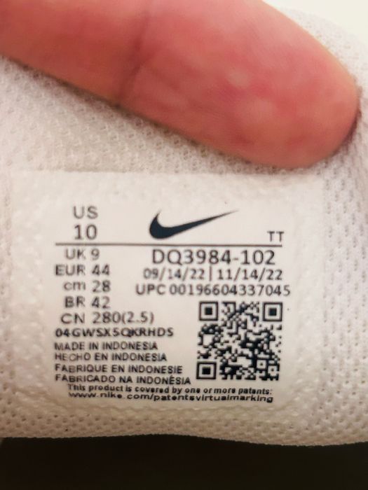 Оригинални маратонки Nike tw