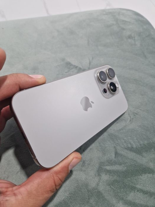 Vand iphone 16pro si 14mini