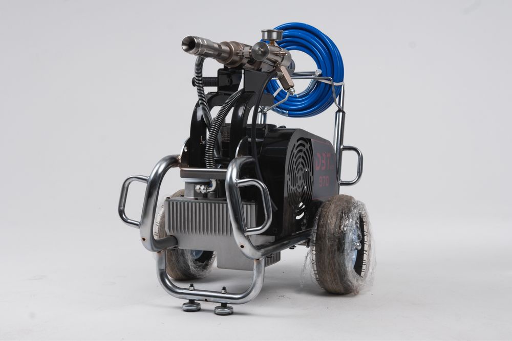 Безвоздушный распылитель DBT-970, 3в1 грунтовка, шпаклевка, покраска