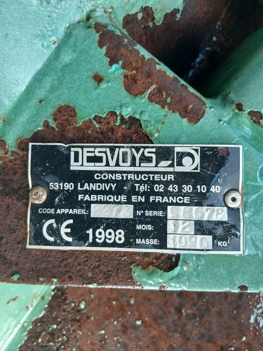 Tocator tocatoare resturi vegetale 3 metri Desvoys  defrisare