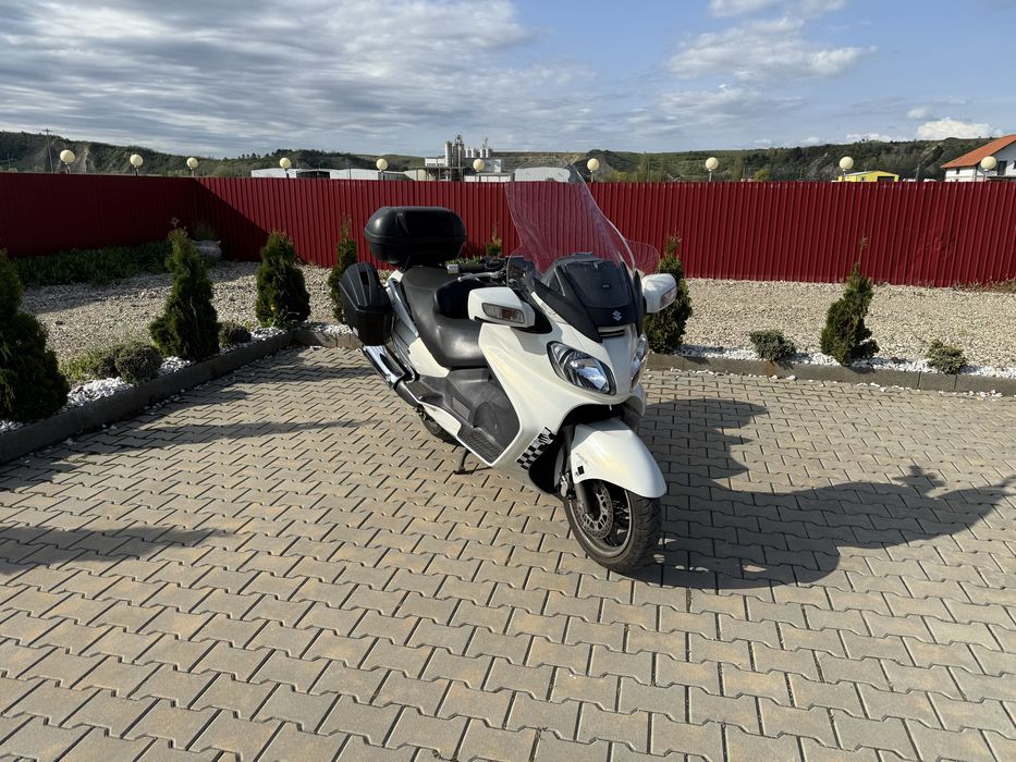 SUZUKI BURGMAN AN650A EXECUTIVE ABS facelift dotat km reali impecabil