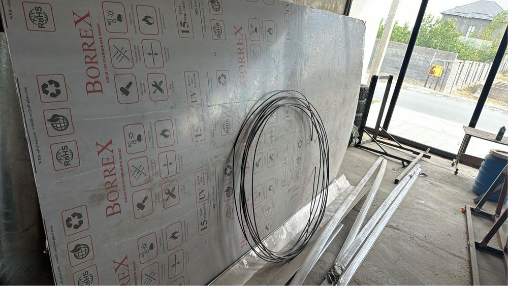 монолитный поликарбонат