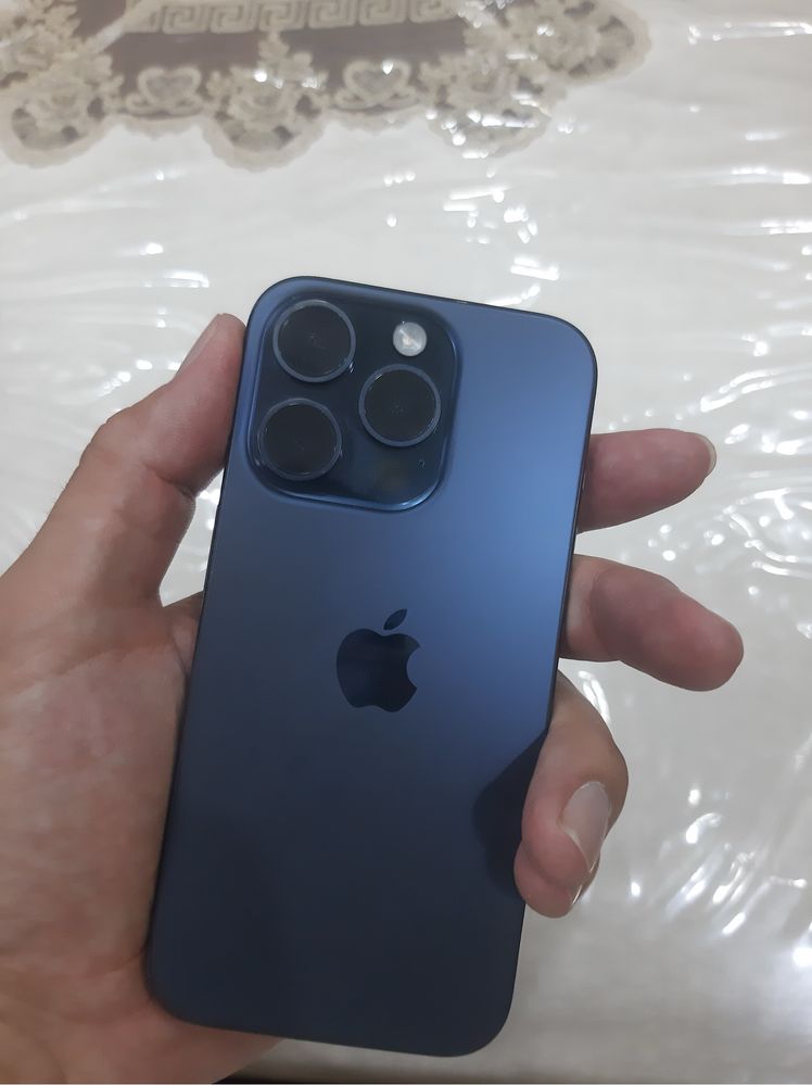 Iphone 15pro 256gb 93% batare kar dak bor